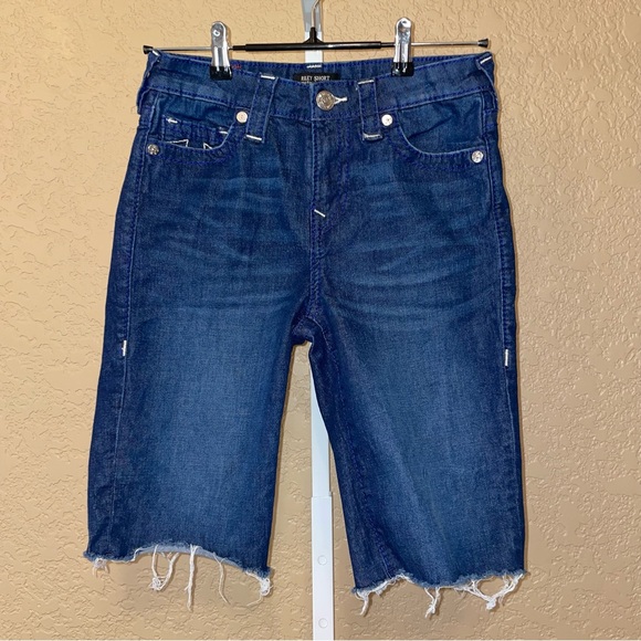True Religion Riley Bermuda Cut Off Knee Shorts Size 28 - Picture 1 of 9